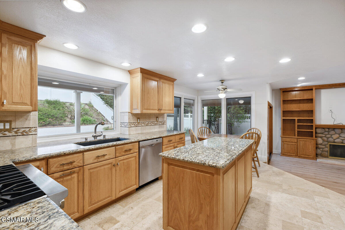 696 Oak Point Drive