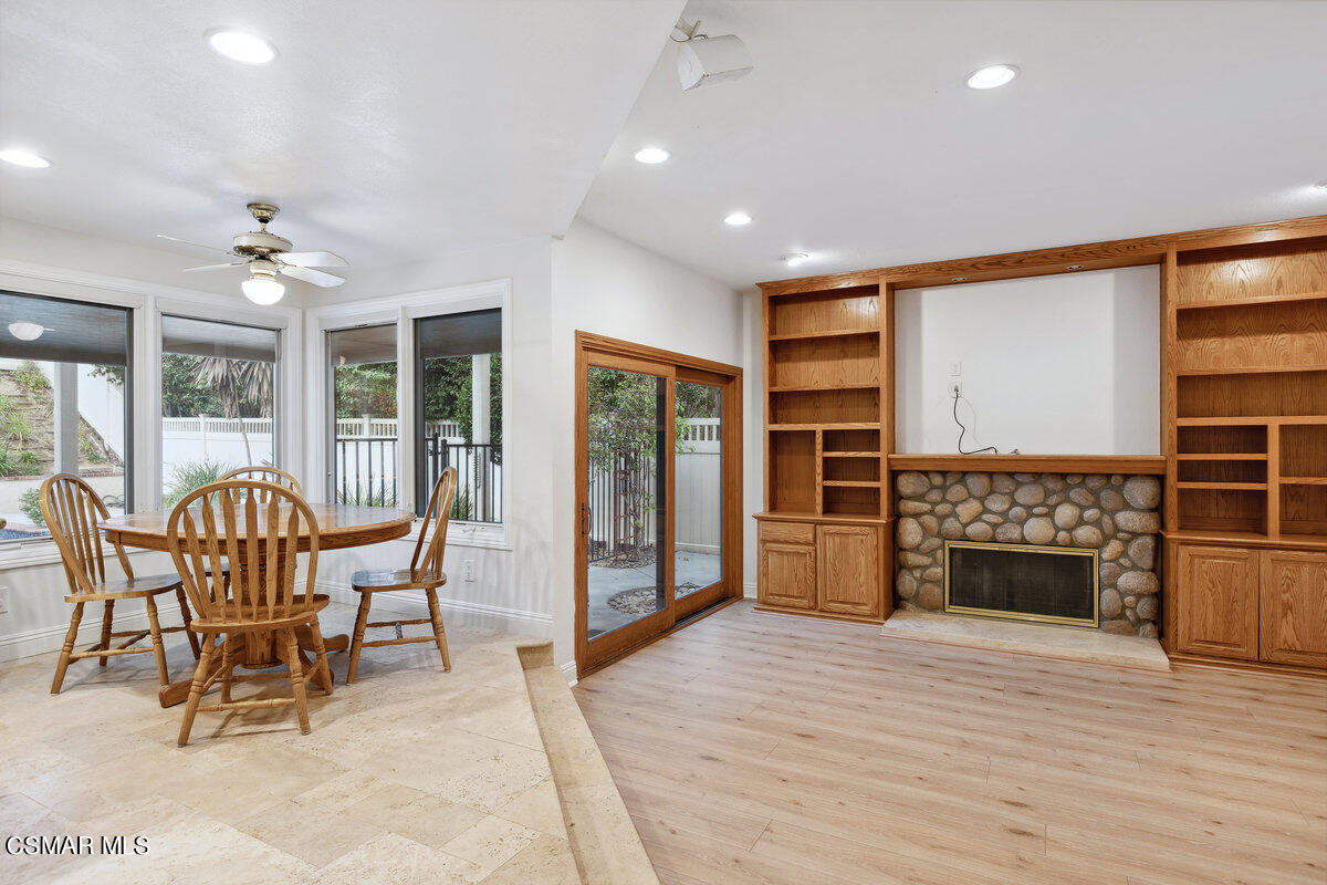 696 Oak Point Drive