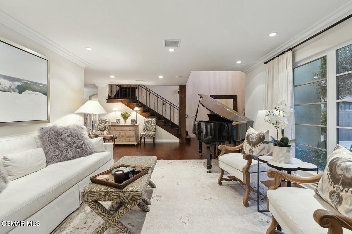 1671 Strandway Court