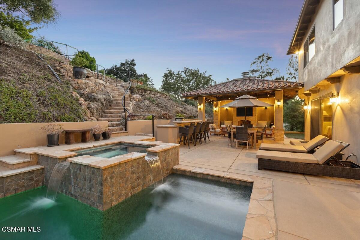 1671 Strandway Court