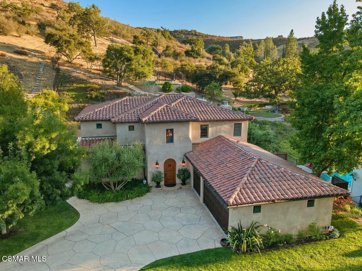 1671 Strandway Court