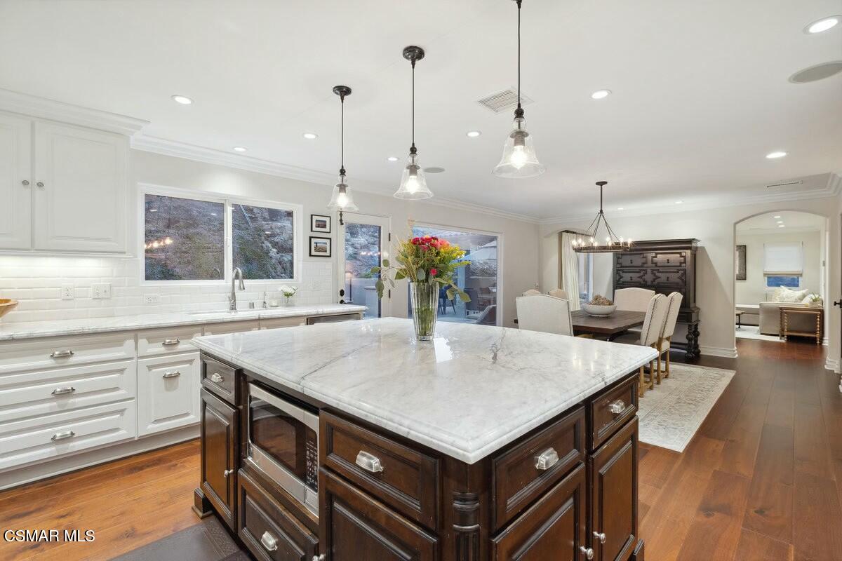 1671 Strandway Court