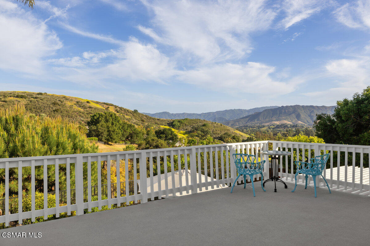 6690 Oak Springs Drive