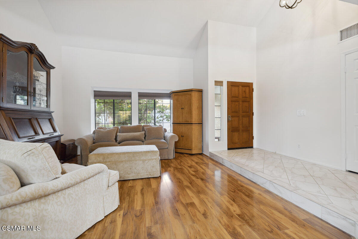6690 Oak Springs Drive