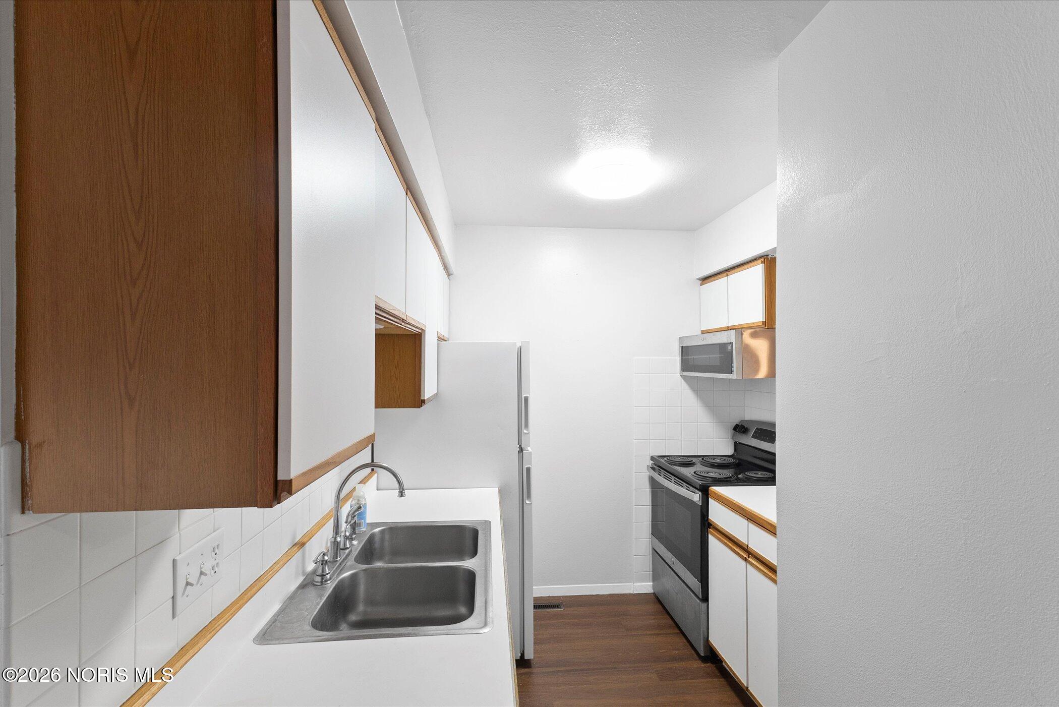 4854 Wickford Drive, Apt 2