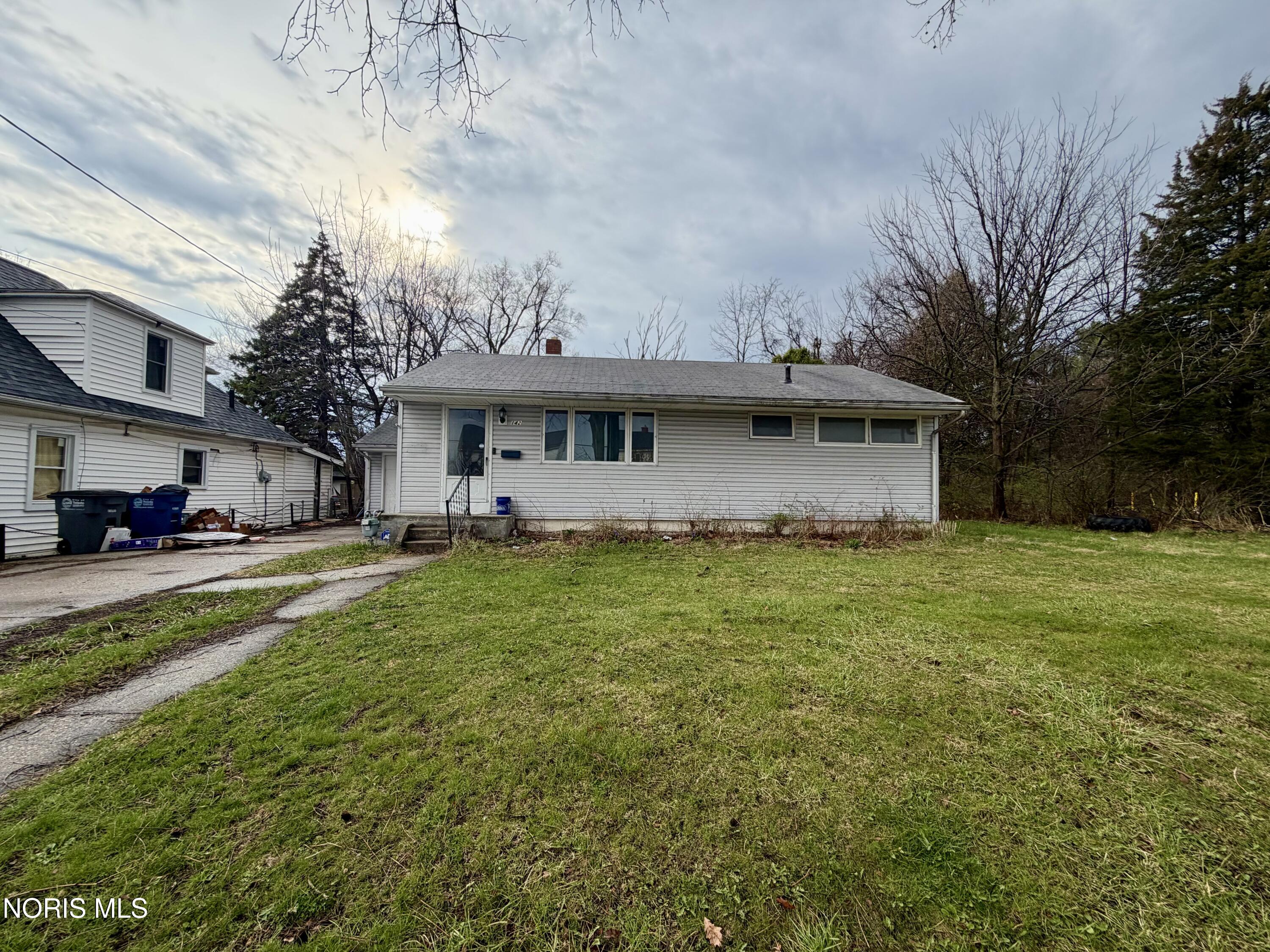 142 Van Buren Avenue