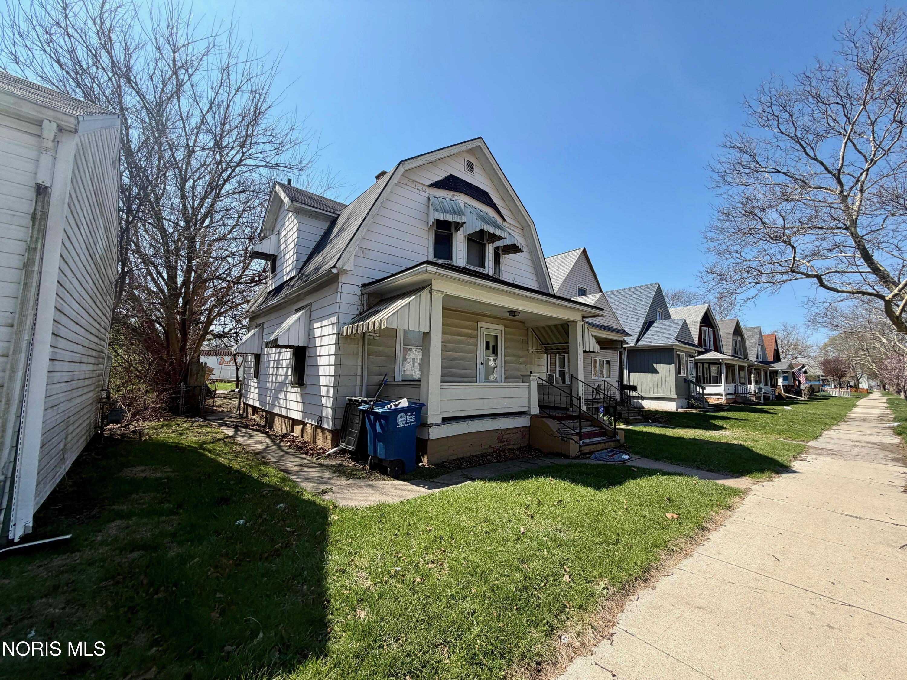 1143 South Avenue
