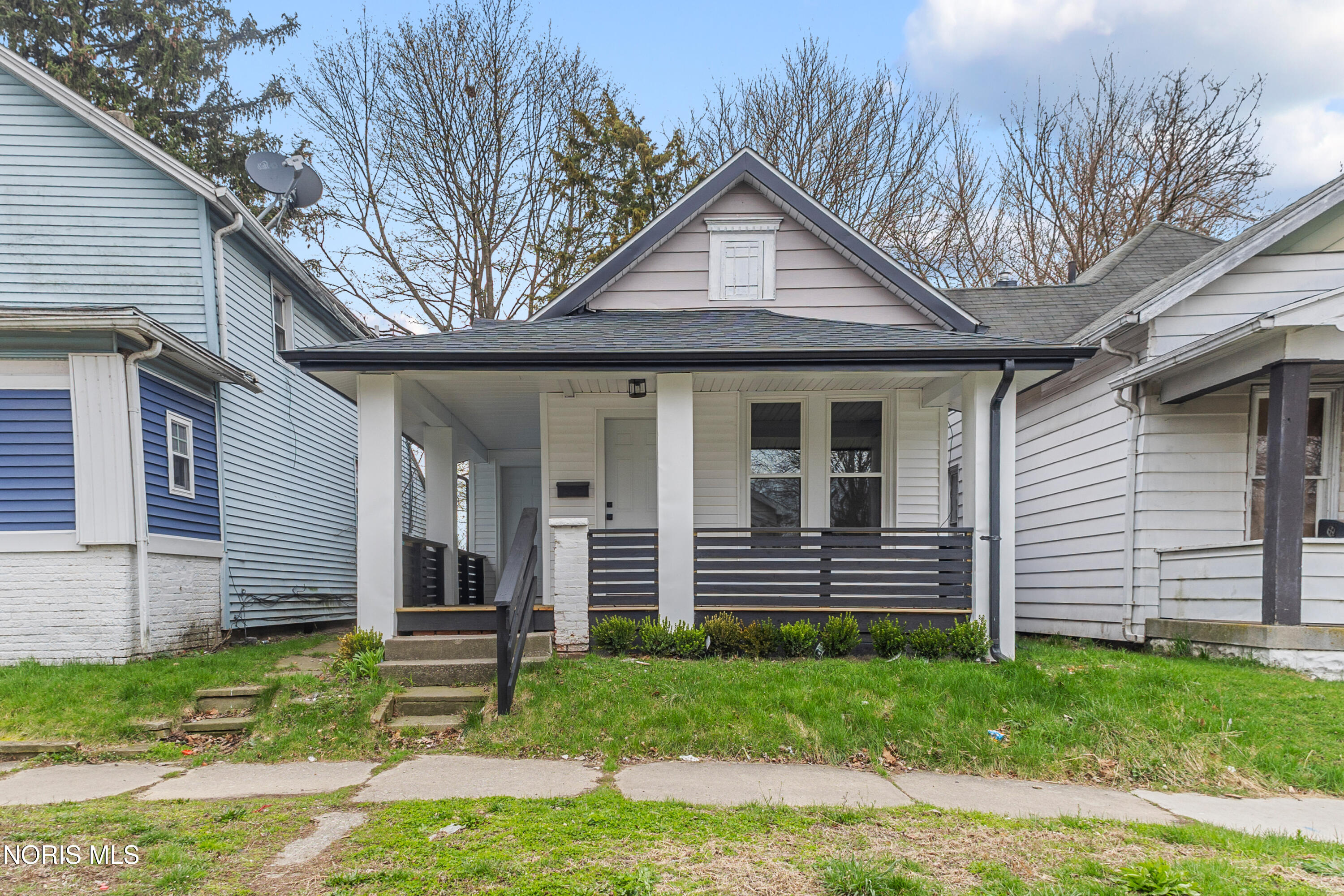 1045 Orchard Street