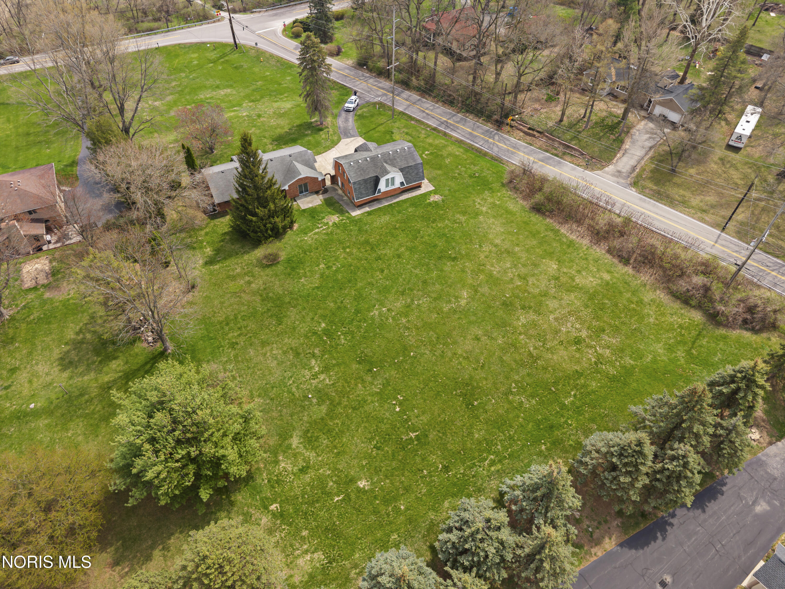 6460 N River Road