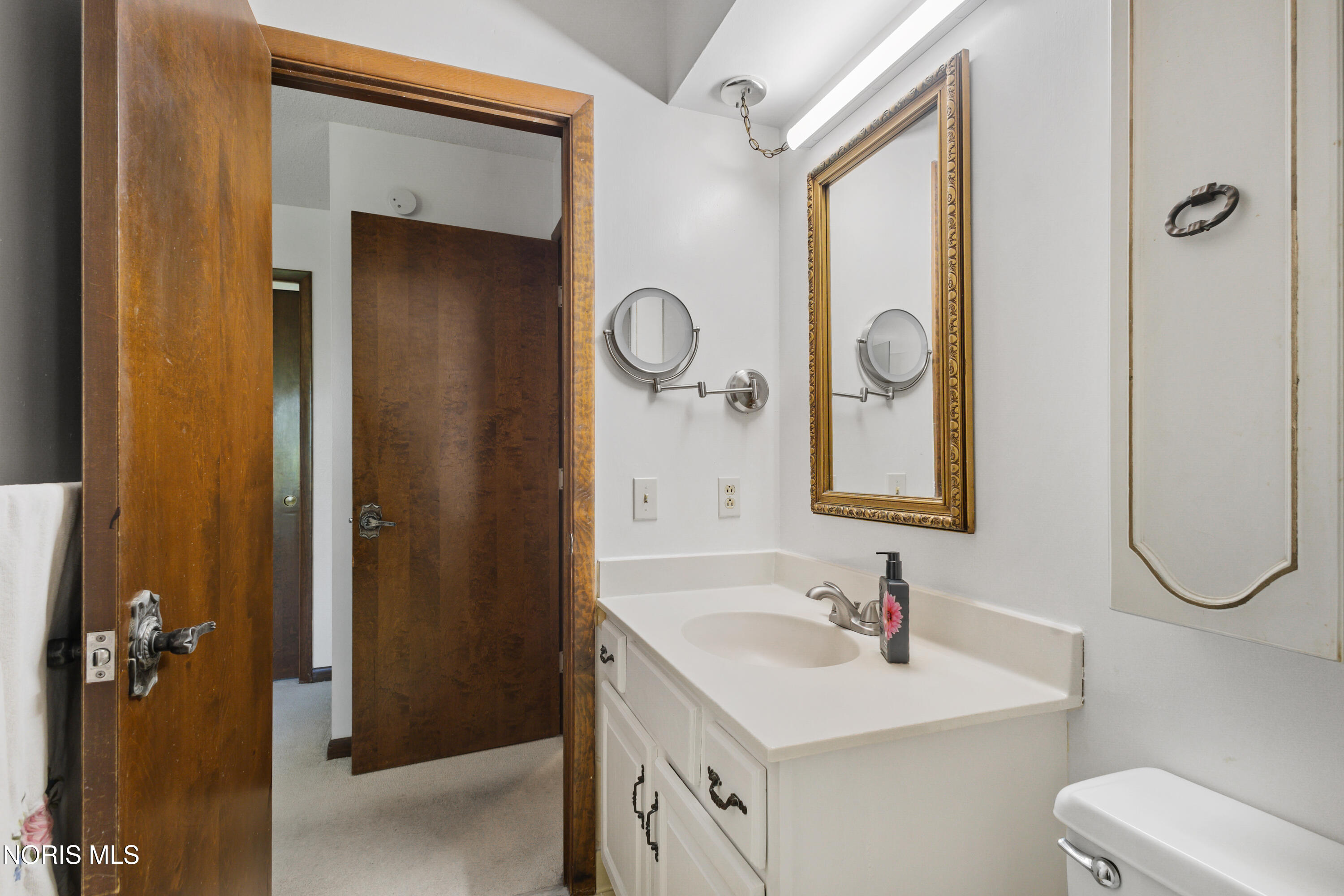 6537 Antoinette Lane
