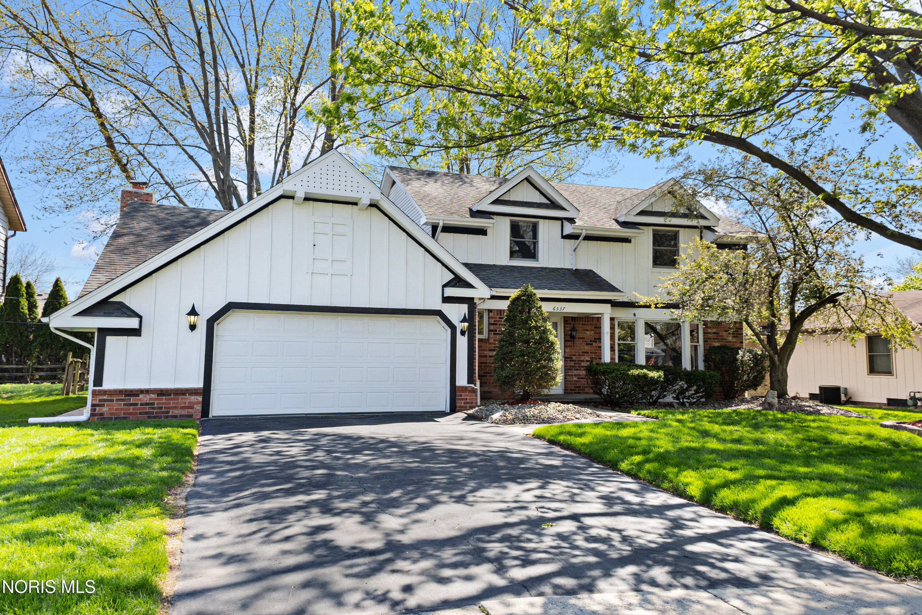 6537 Antoinette Lane