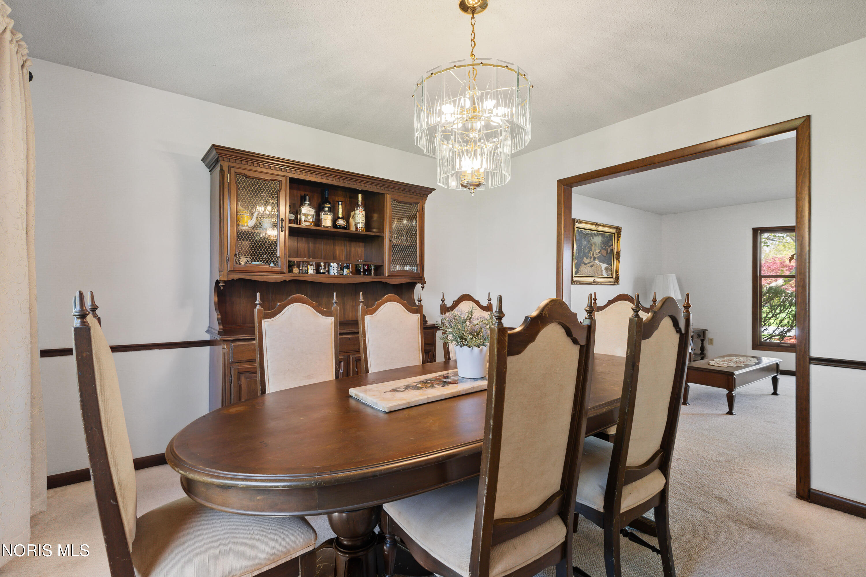 6537 Antoinette Lane