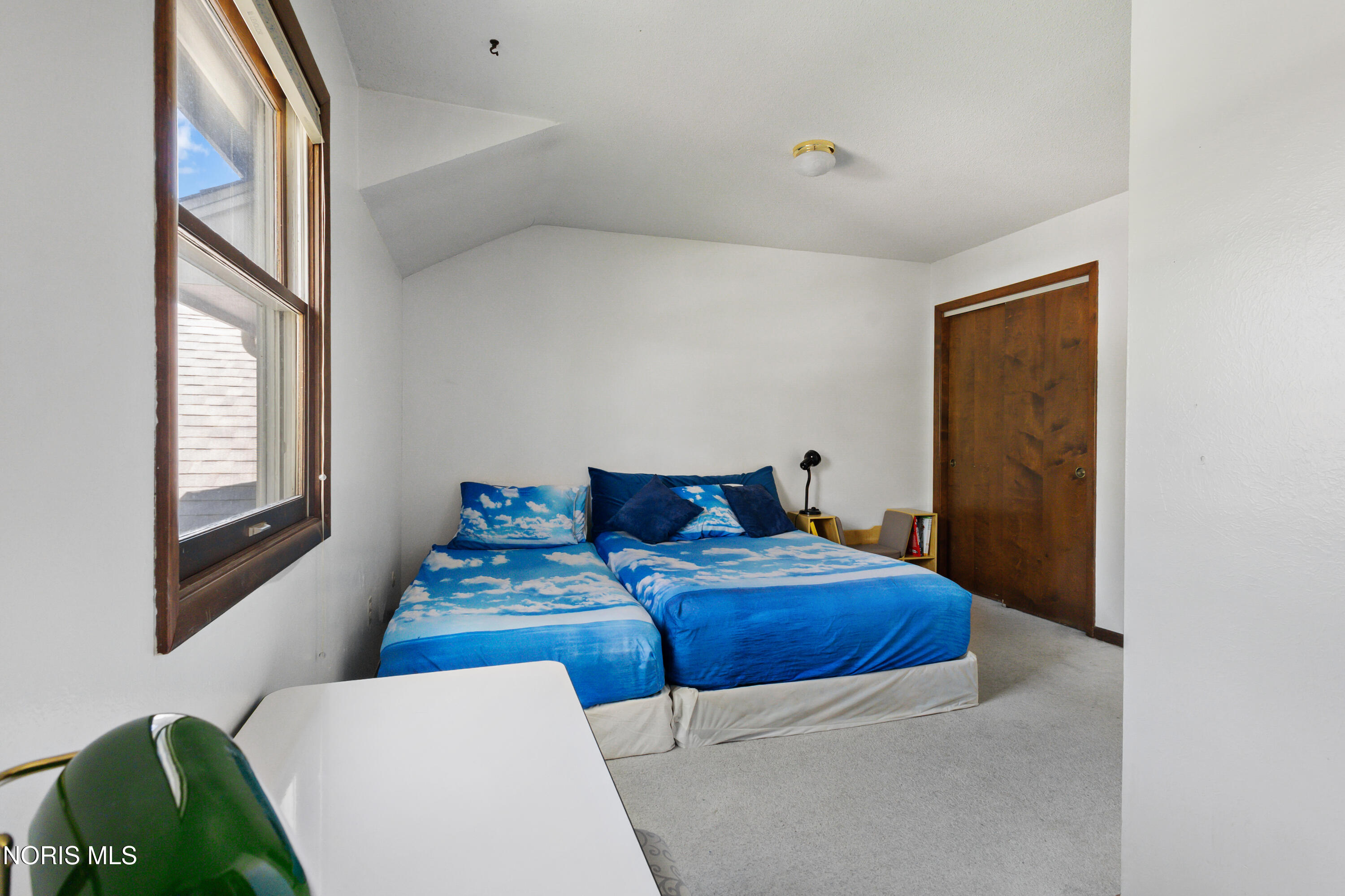 6537 Antoinette Lane