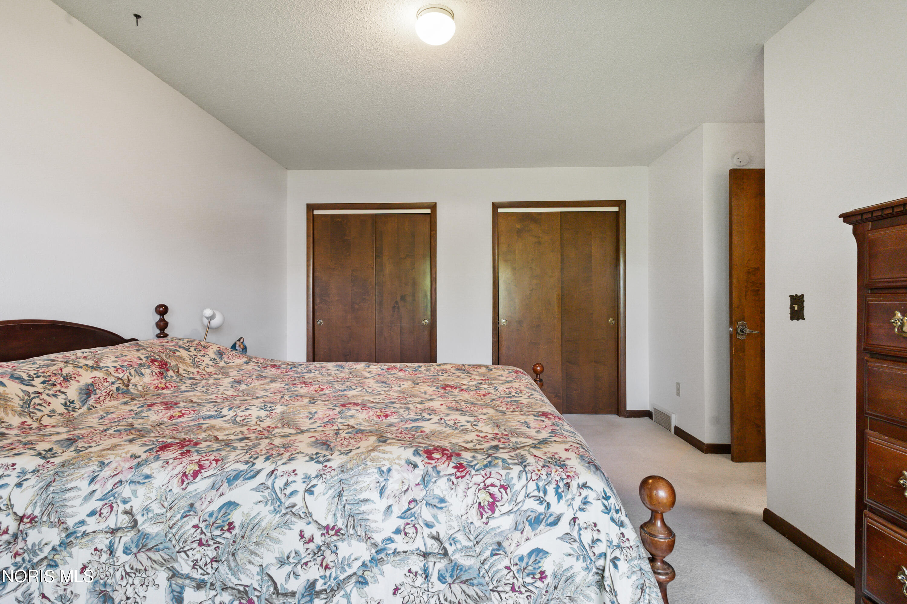 6537 Antoinette Lane