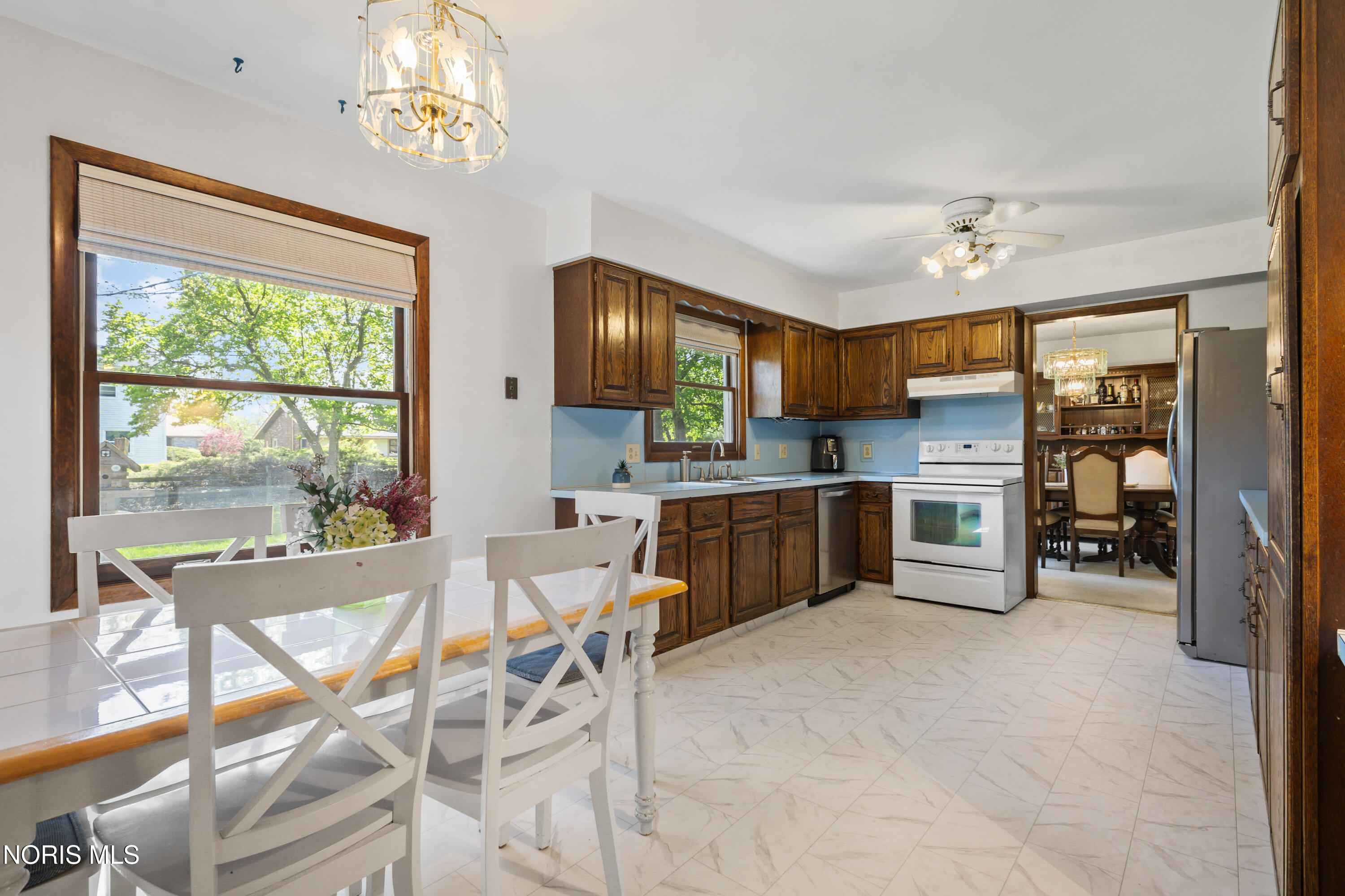 6537 Antoinette Lane