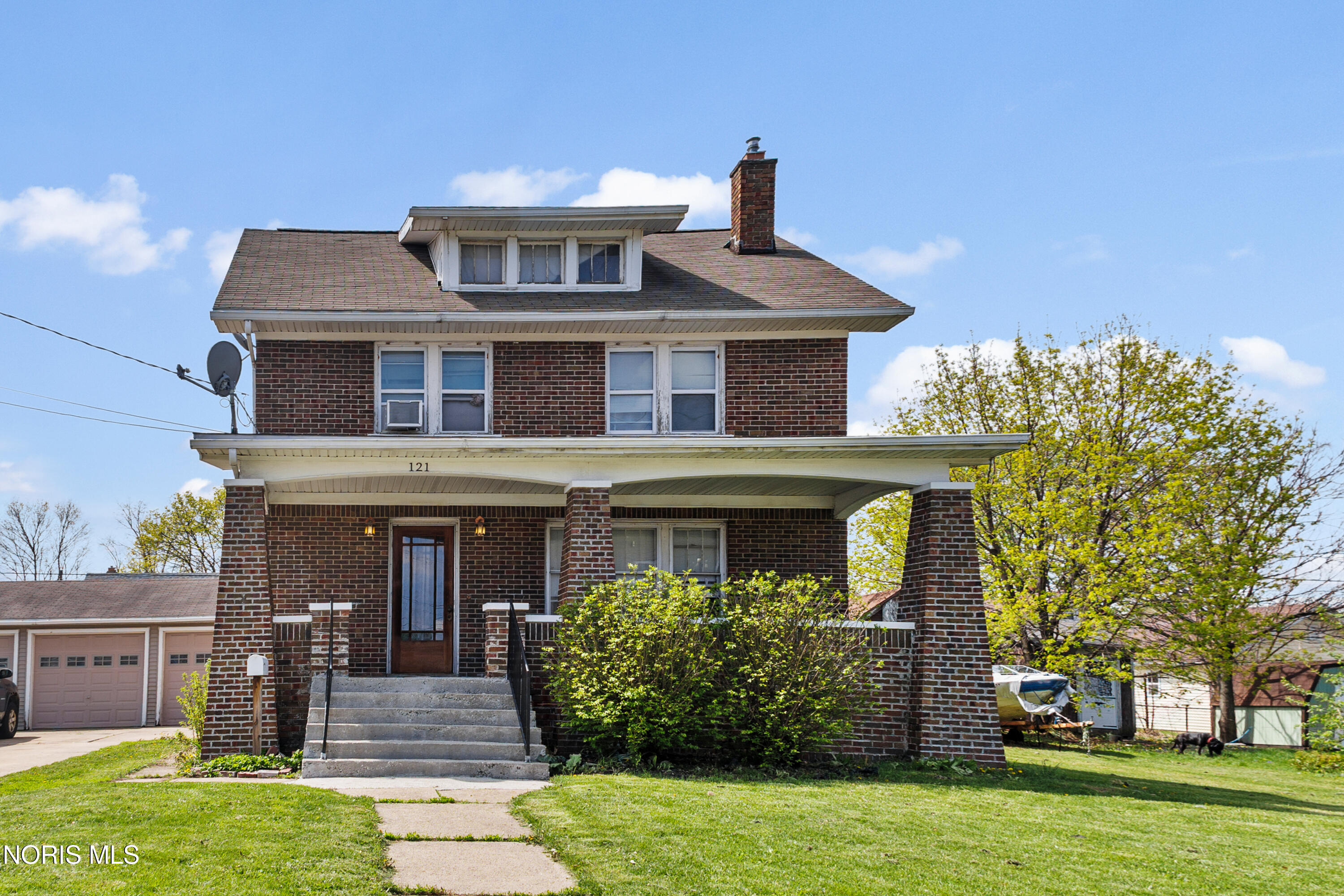 121 Bacon Street