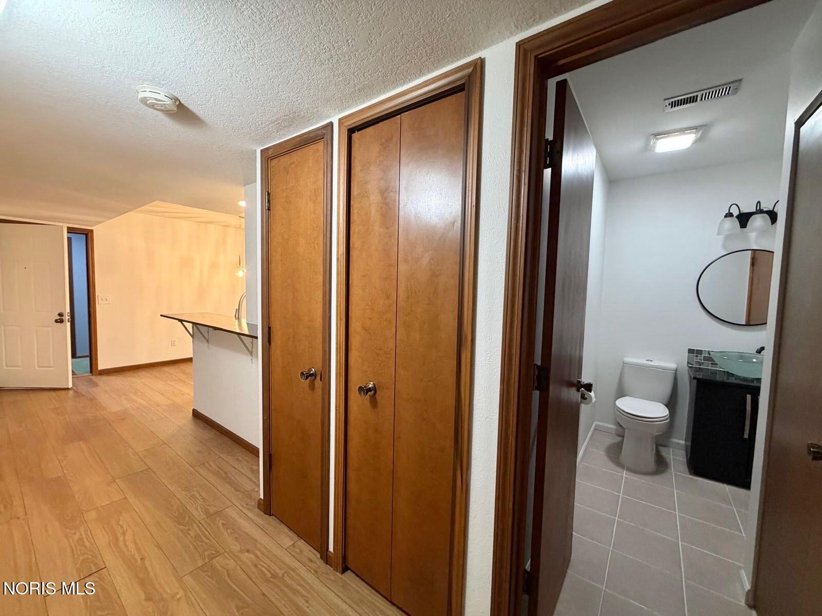 5713 Tibaron Lane, Apt 104