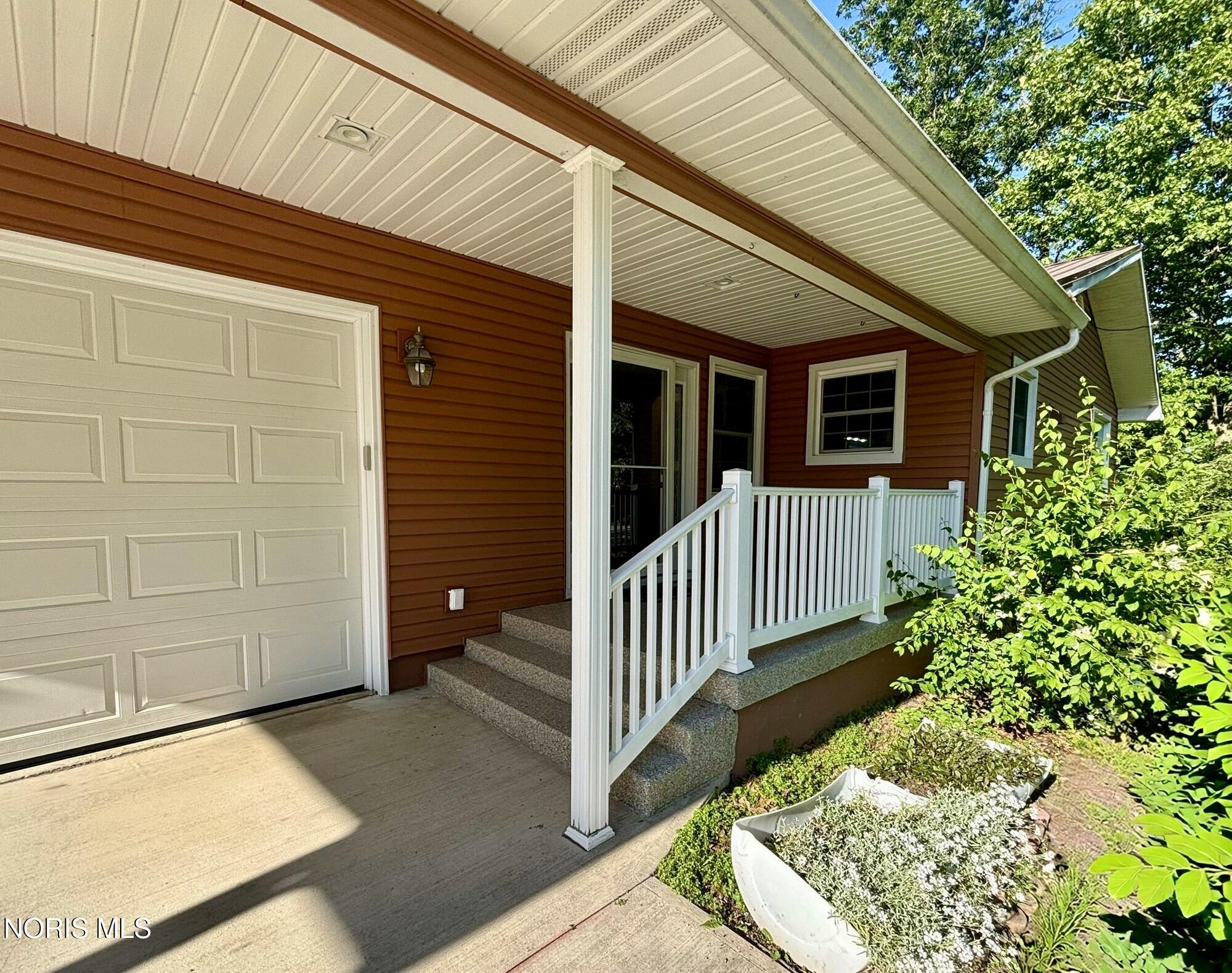 109 Mead Street