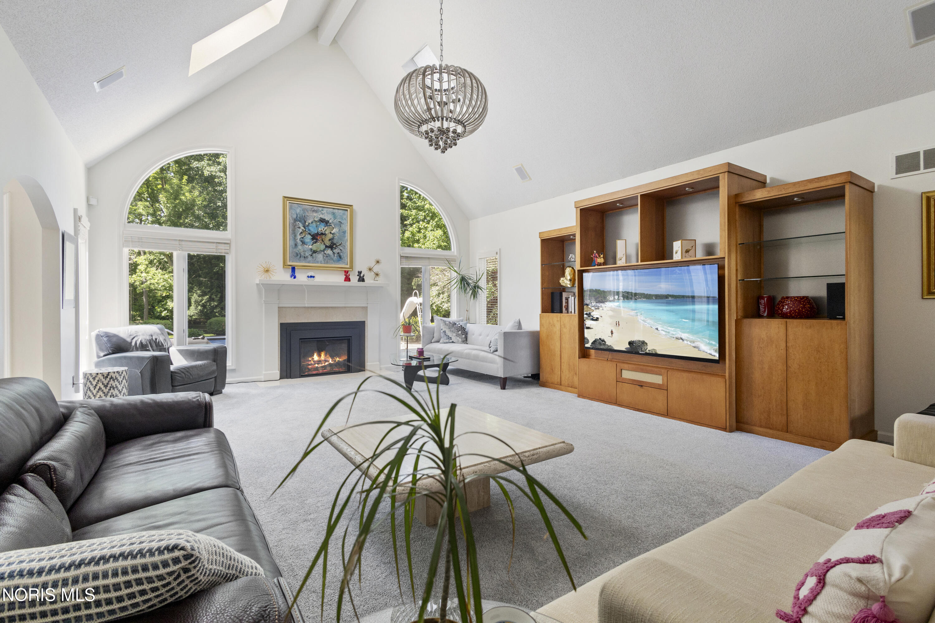 7559 Peachtree Lane