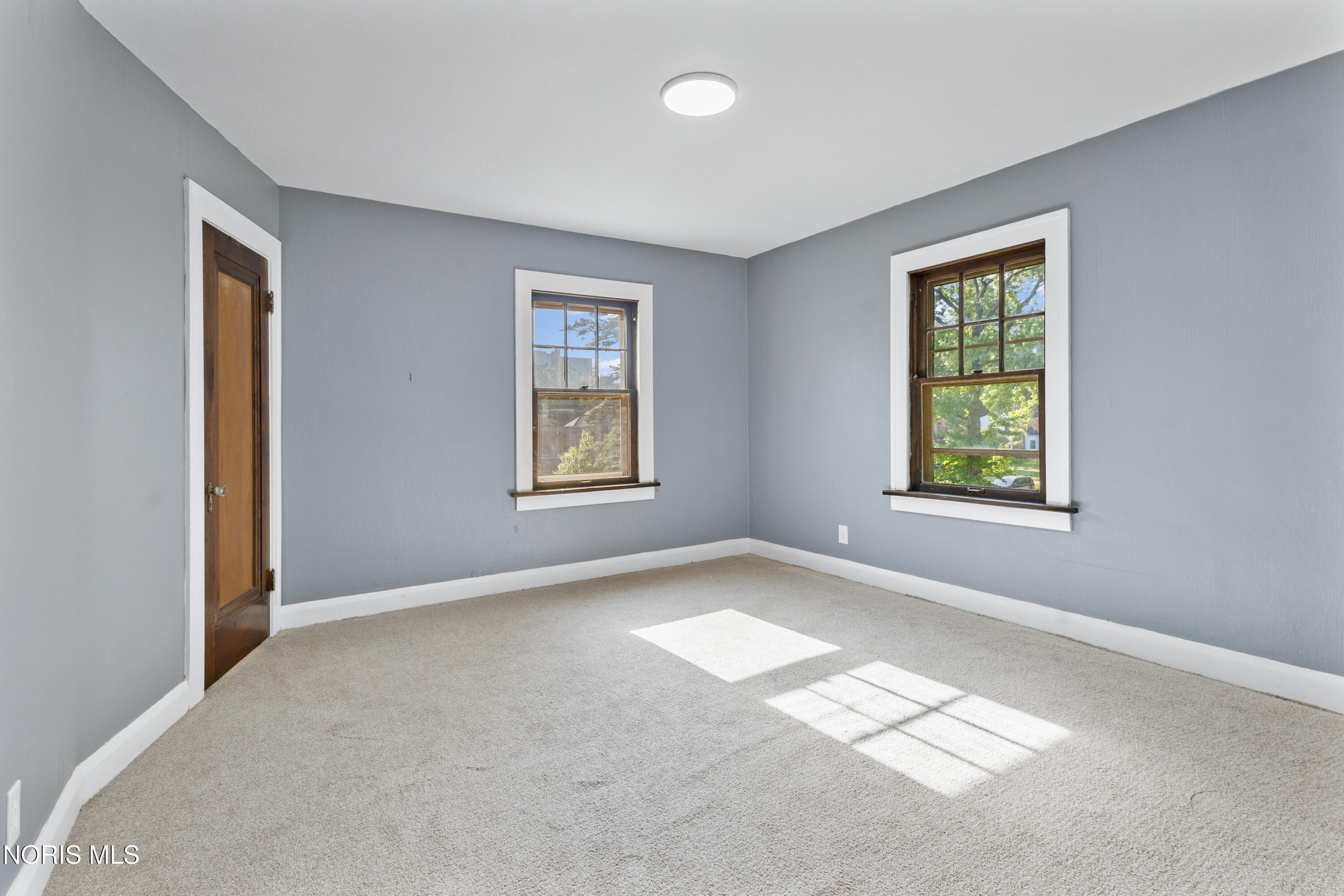 2817 Algonquin Parkway