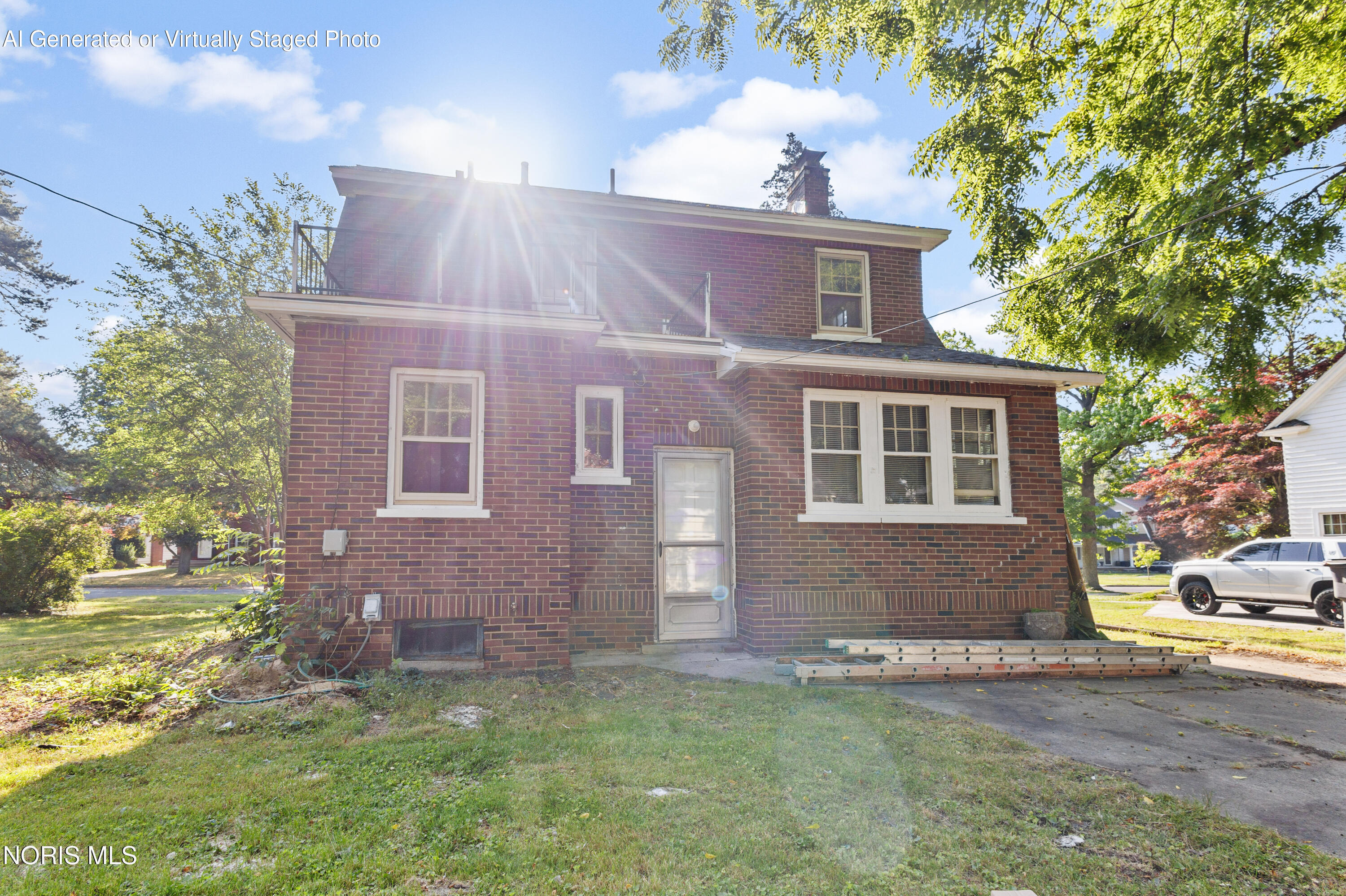 2817 Algonquin Parkway