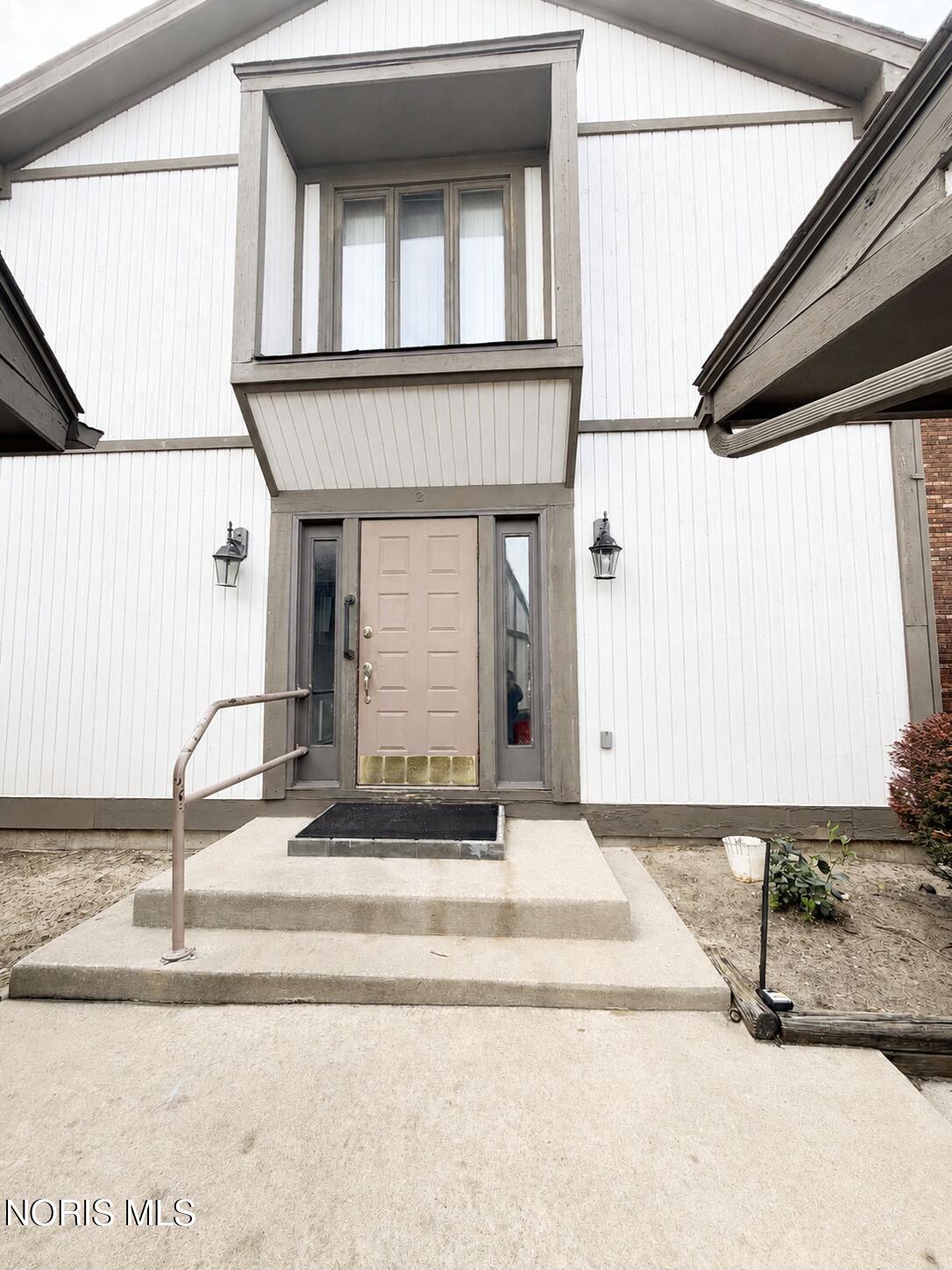 5713 Tibaron Lane, Apt 104