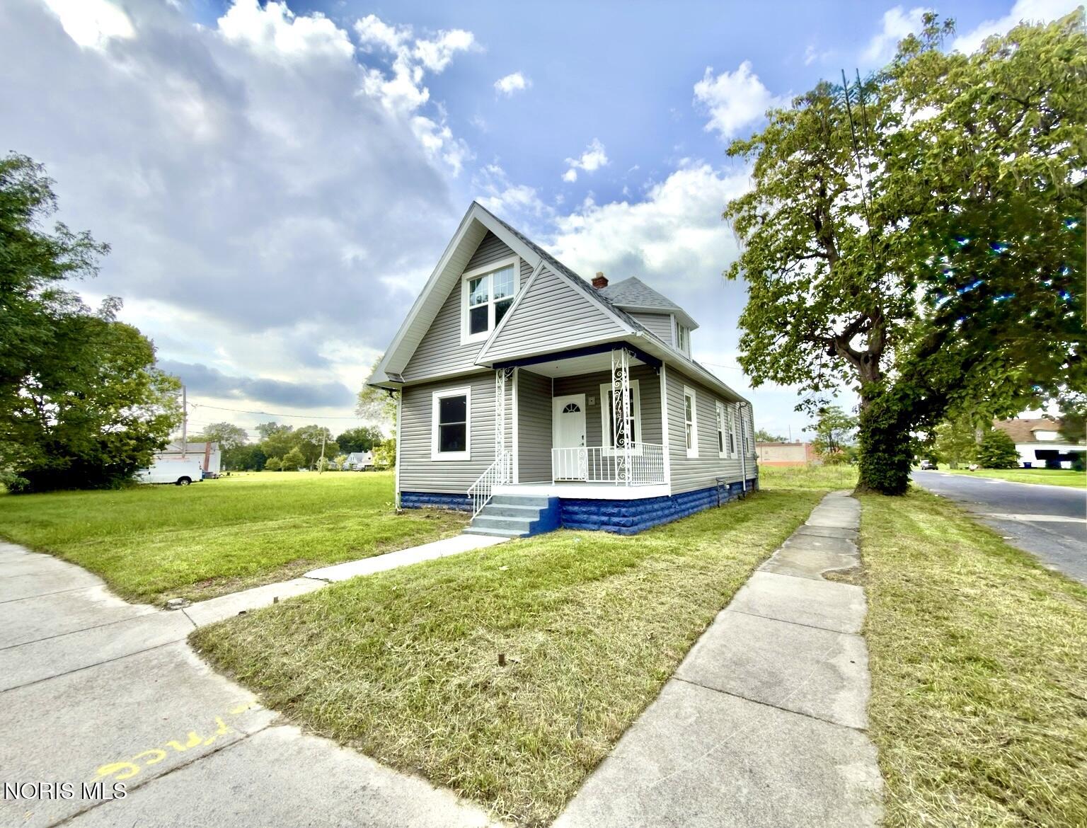 1222 Lincoln Avenue