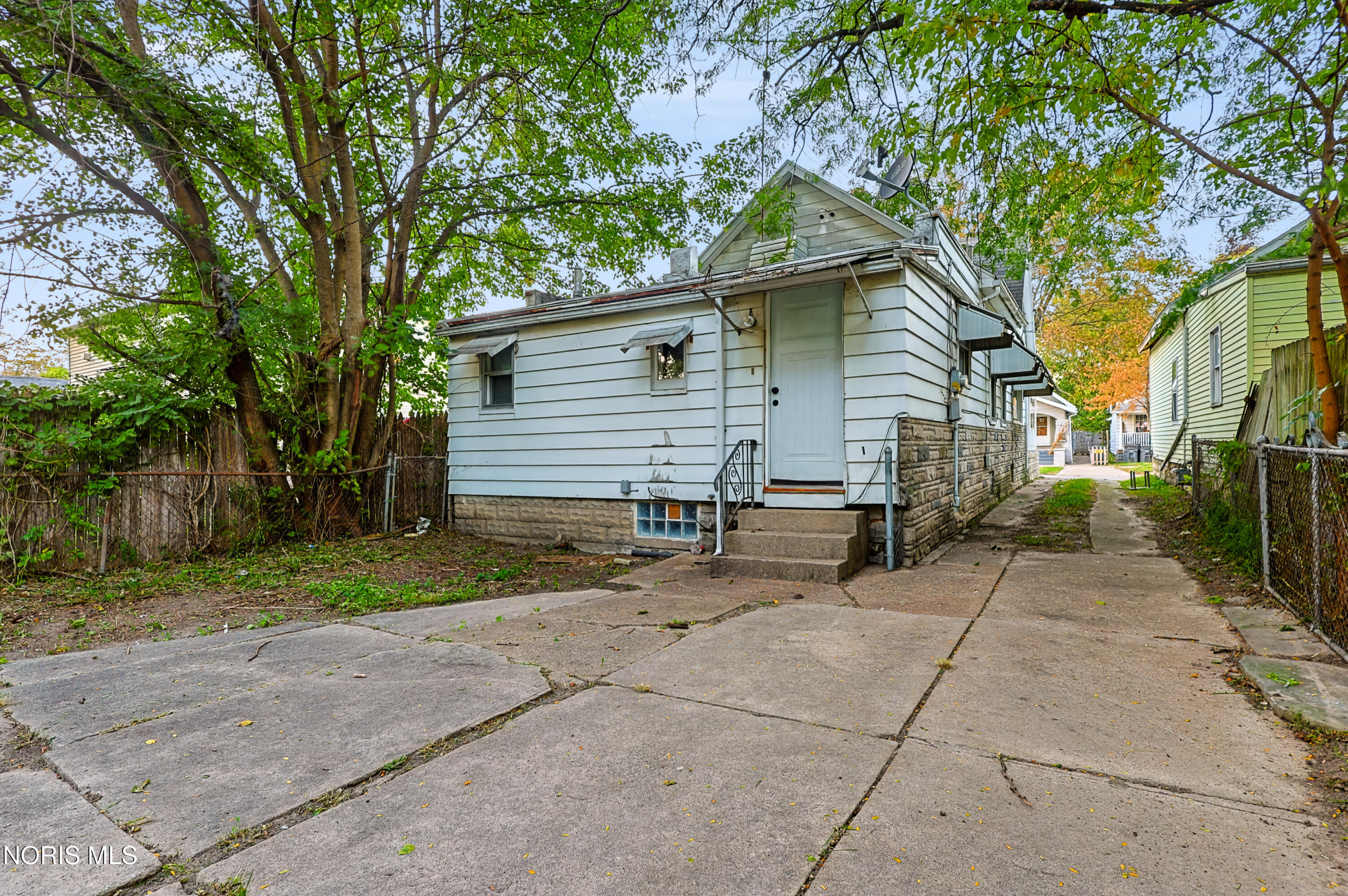 158 Everett Street