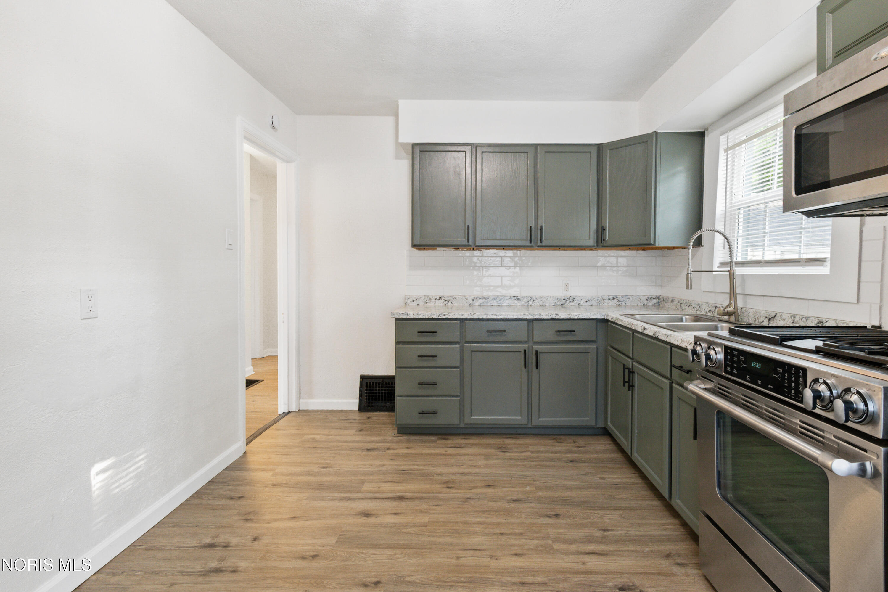 512 Clifton Boulevard