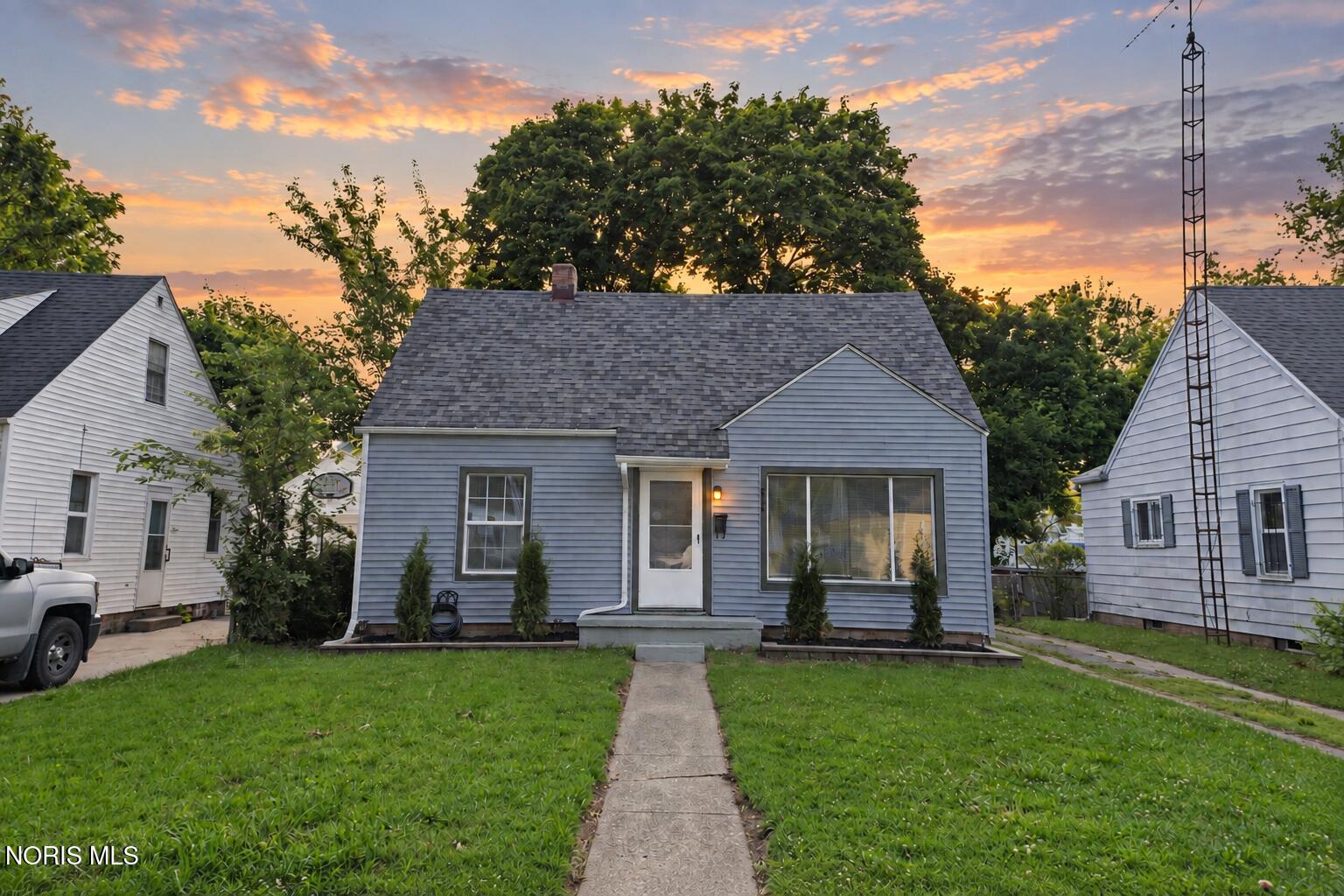512 Clifton Boulevard