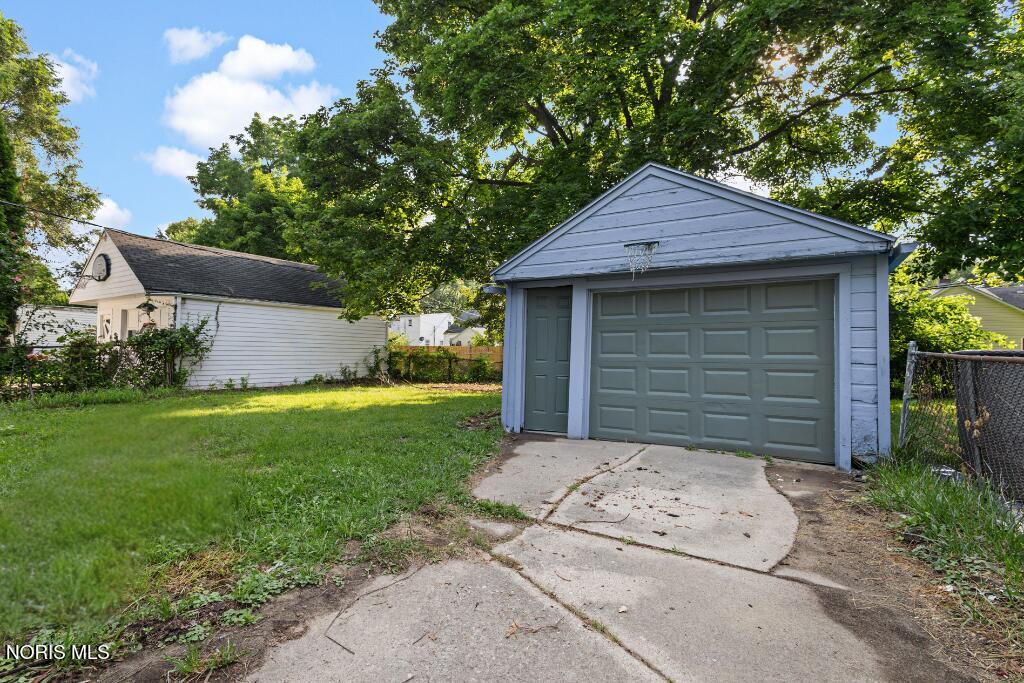 512 Clifton Boulevard