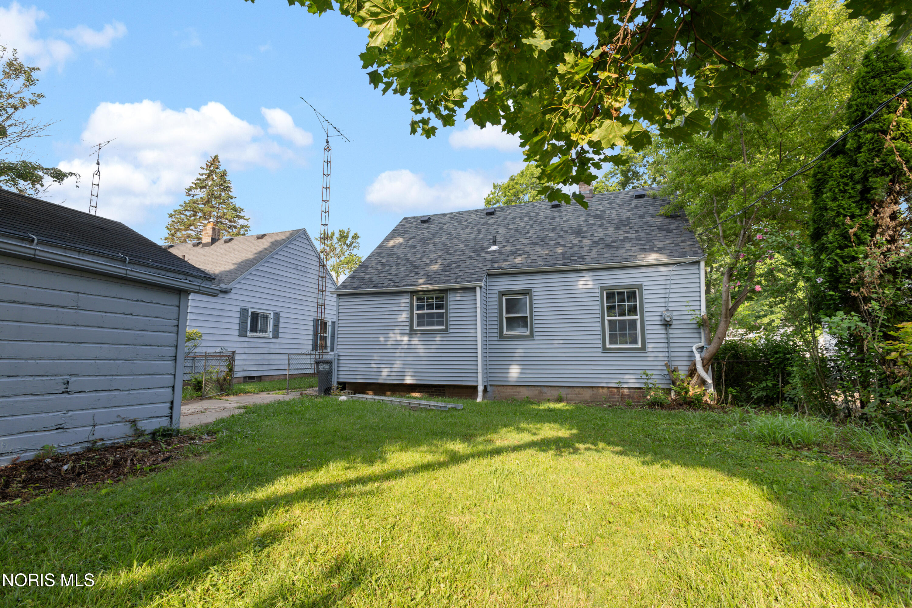 512 Clifton Boulevard