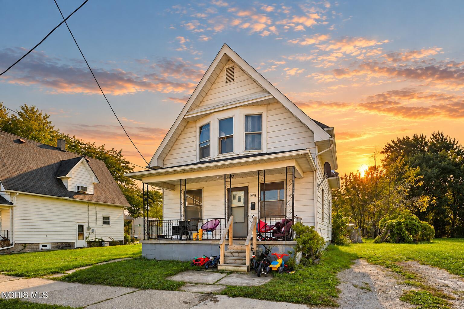 1538 N Michigan Street
