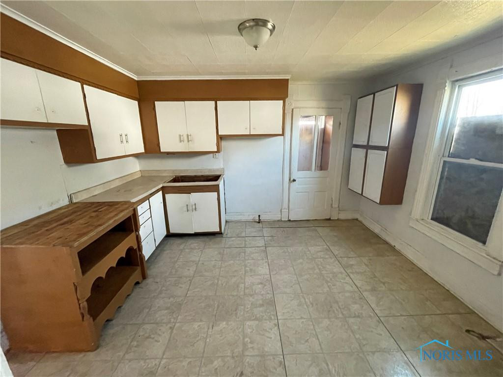 128 & 126 E Plumer Street