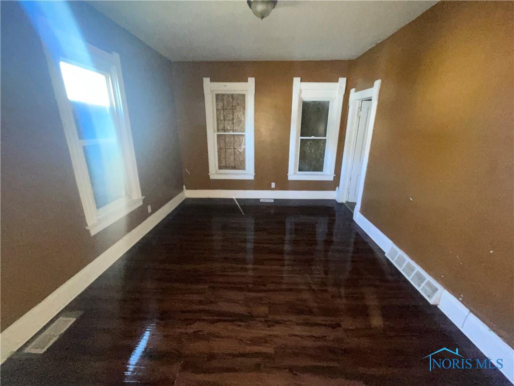128 & 126 E Plumer Street