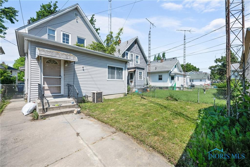 611 Geneva Avenue
