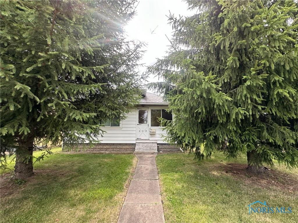 752 Dover Place