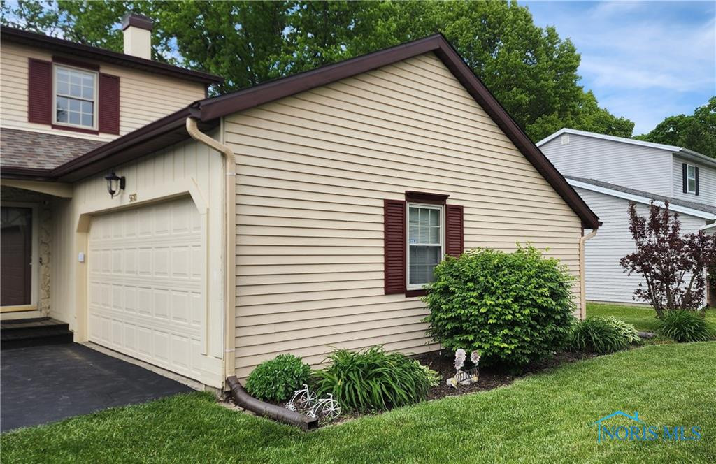 5610 Forest Bend Court