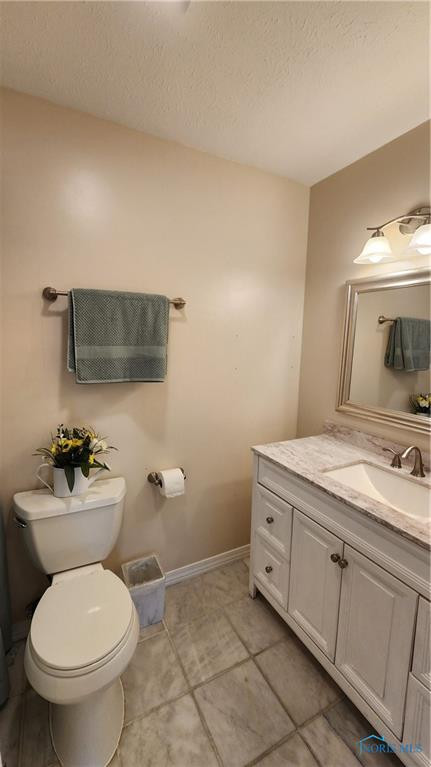 5610 Forest Bend Court