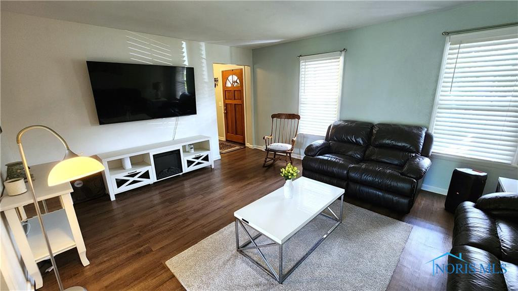5610 Forest Bend Court