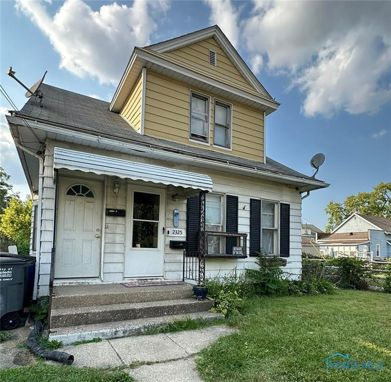2325 N Erie Street