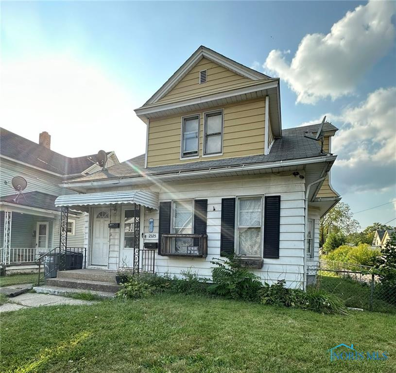 2325 N Erie Street