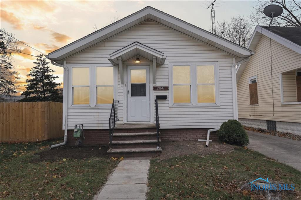 2041 Fairfax Road