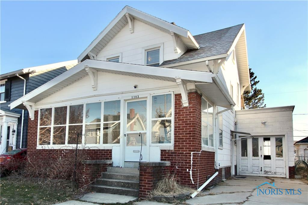 1143 Radcliffe Drive