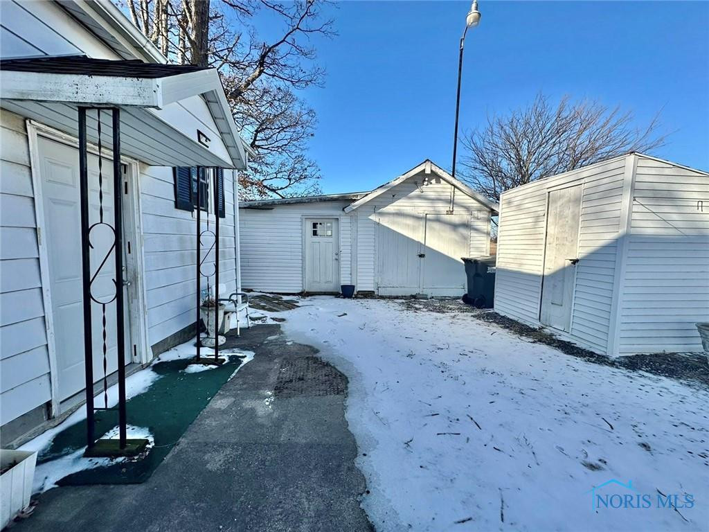14212 County Road M