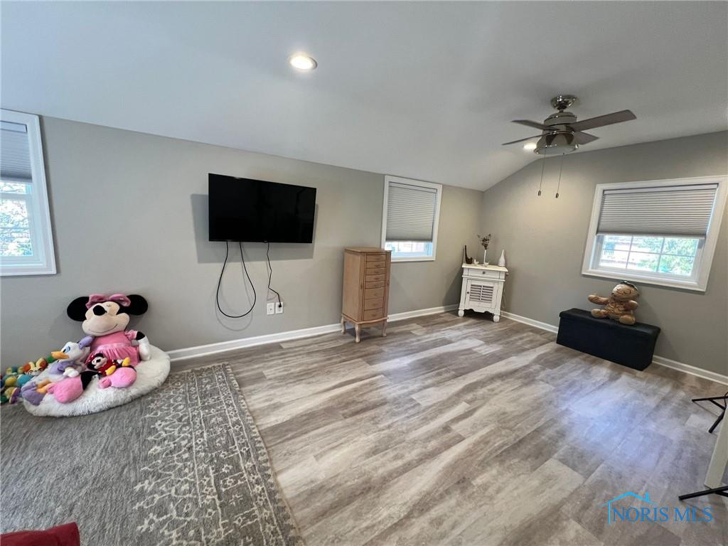 2386 Evergreen