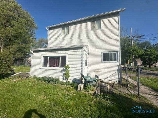 2111 Elm Street
