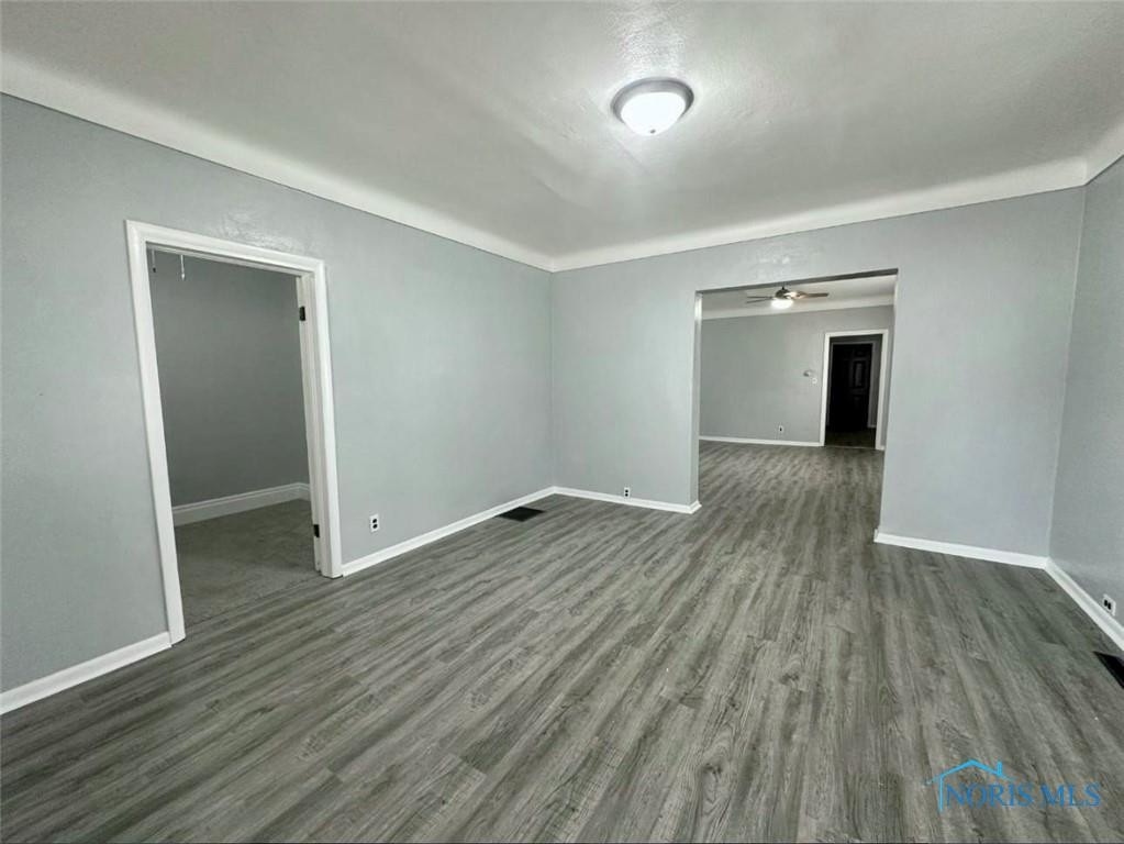 2916 Elm Street