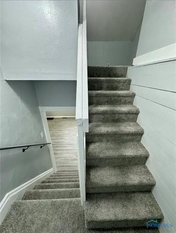 2916 Elm Street