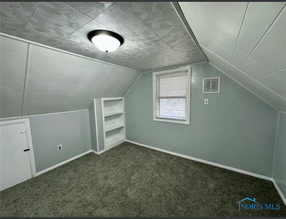 2916 Elm Street